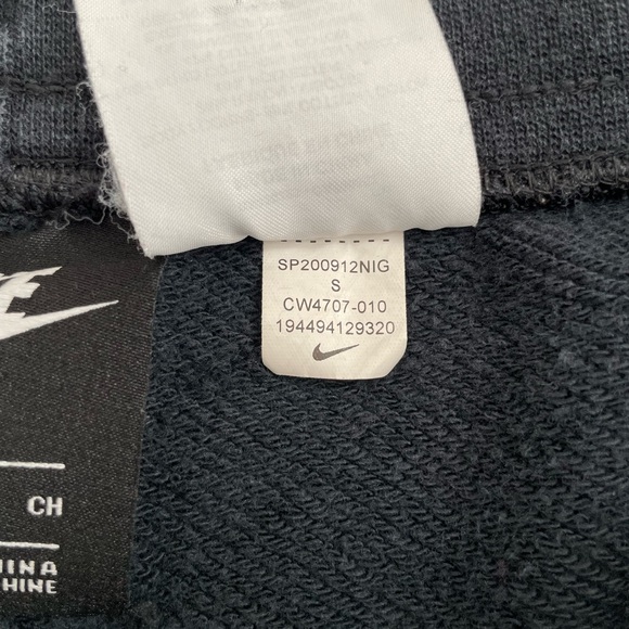 Nike Athletic Catching Air Alumni Fleece Sweat Shorts Men Small Black Neon - Picture 9 of 13